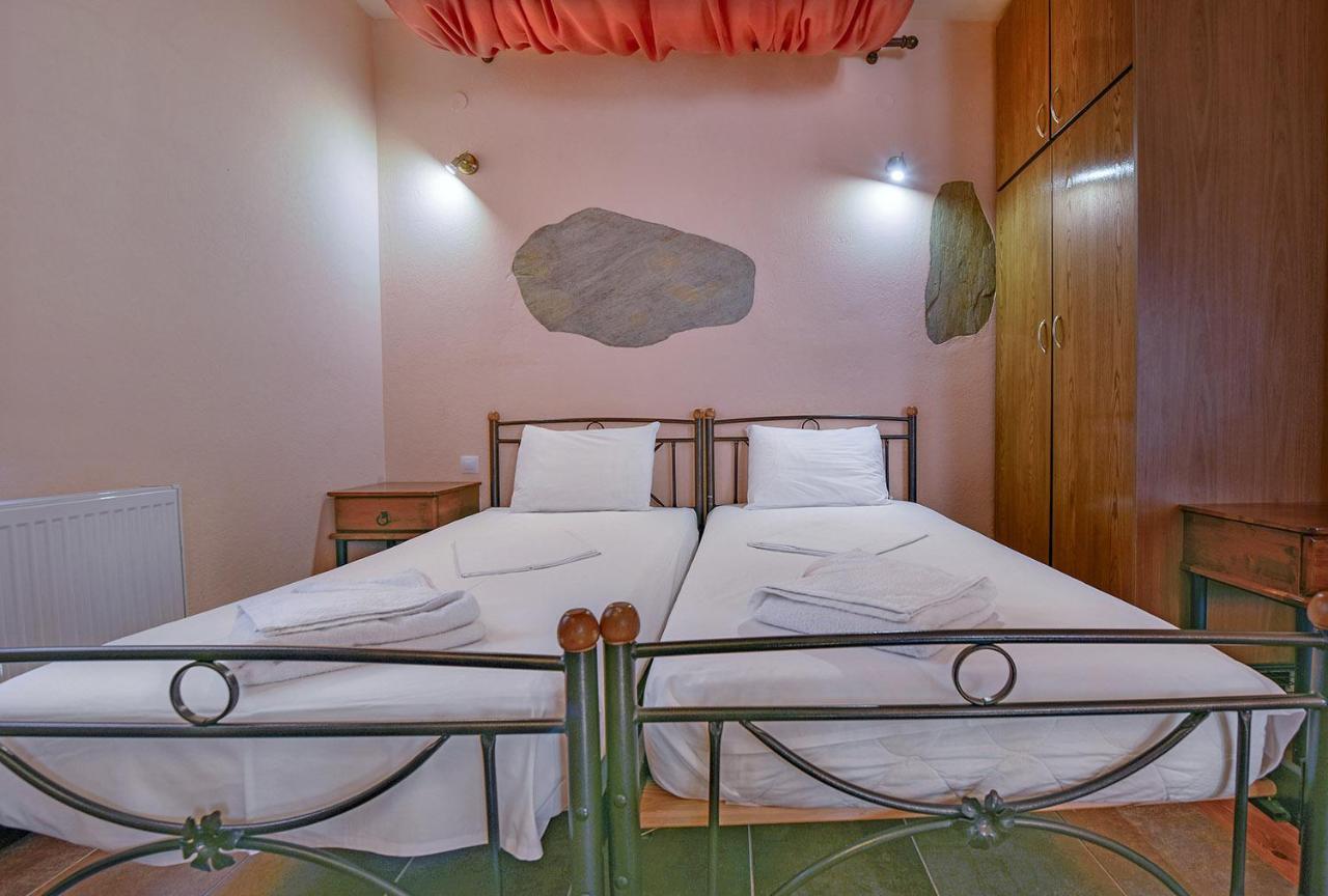 Symmetron Suites Kálamos Esterno foto