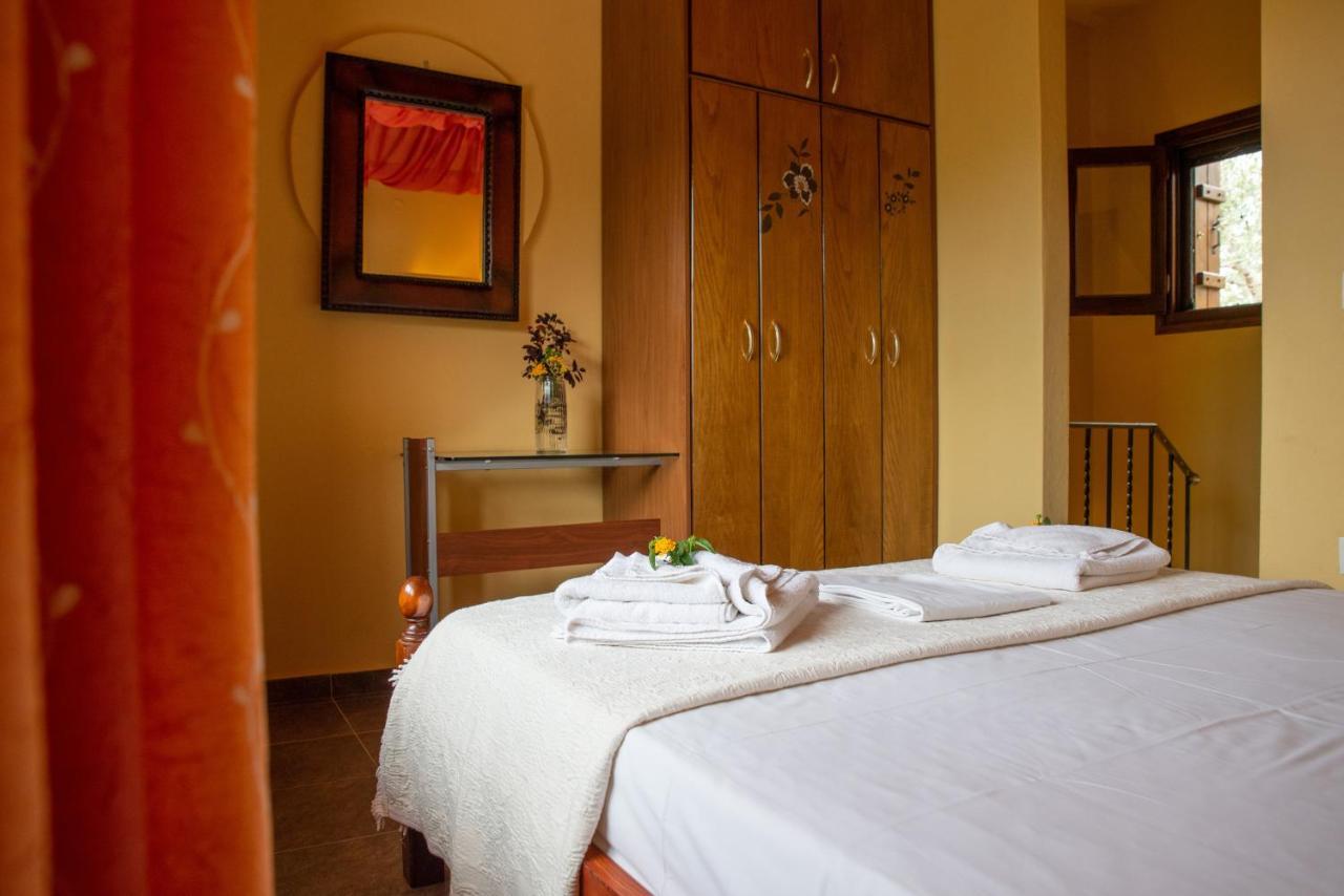 Symmetron Suites Kálamos Esterno foto