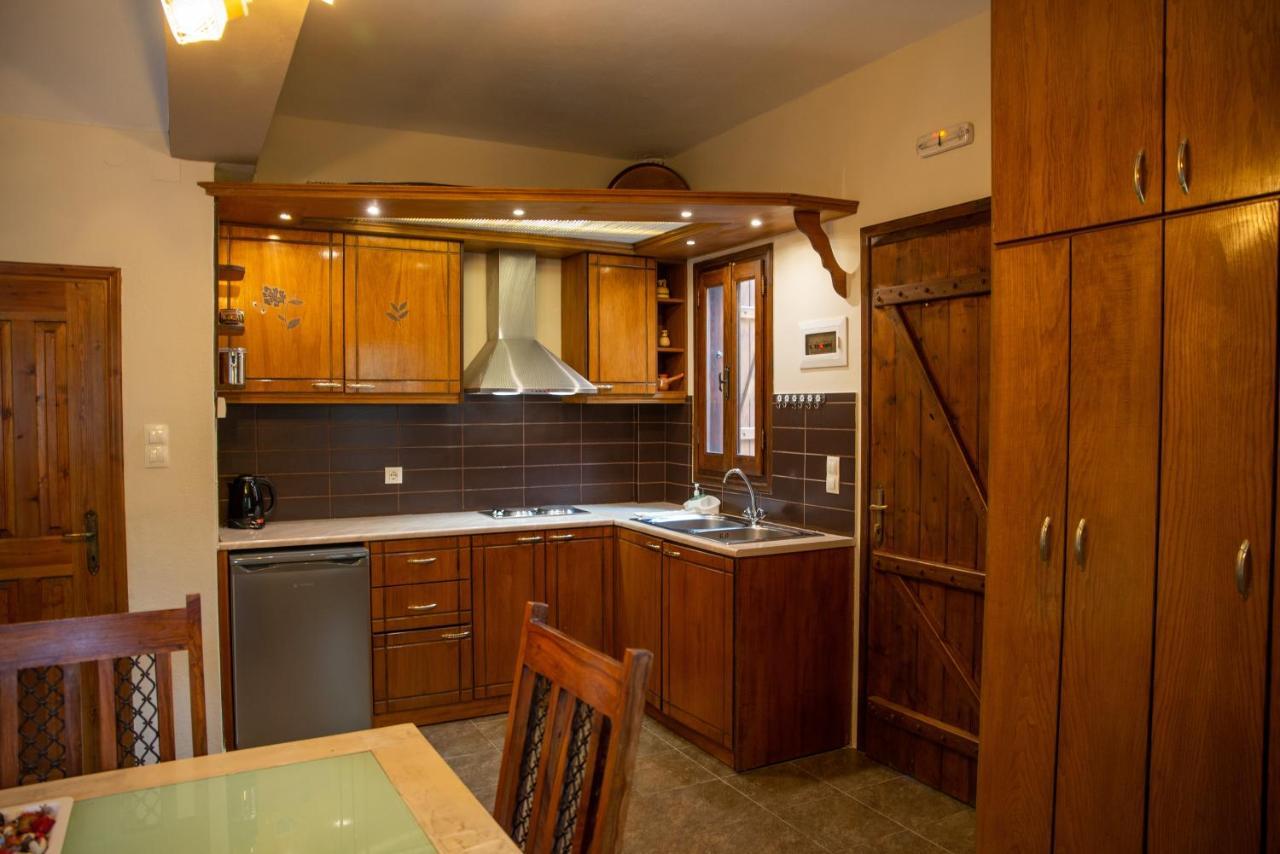 Symmetron Suites Kálamos Esterno foto
