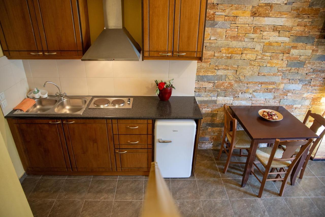 Symmetron Suites Kálamos Esterno foto