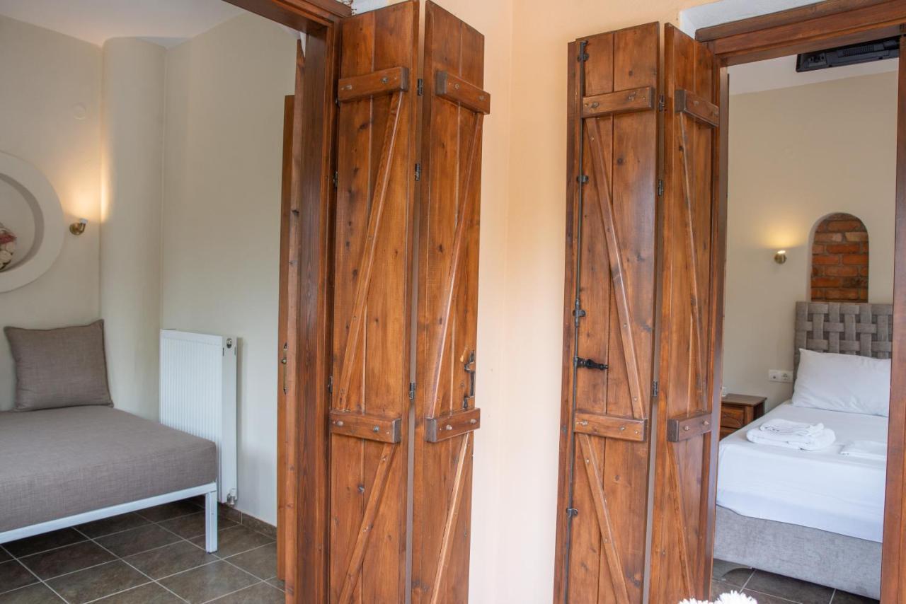 Symmetron Suites Kálamos Esterno foto