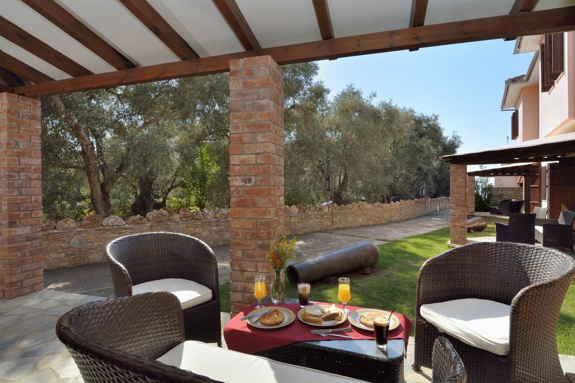 Symmetron Suites Kálamos Esterno foto